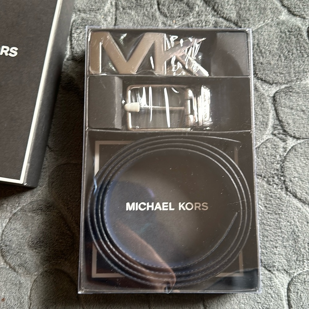 Brand New Michael Kros 4-In-1 Logo Belt Box Set